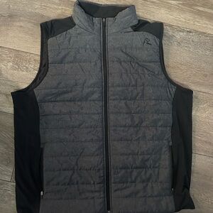 Rhoback Quilted Sleeveless Vest in Gray and Black